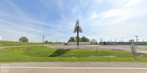 Vacant Commercial Land