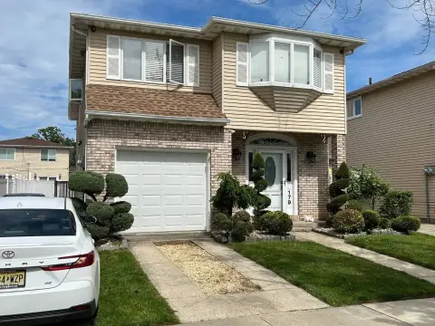 Staten Island Hi Ranch Multi-Unit
