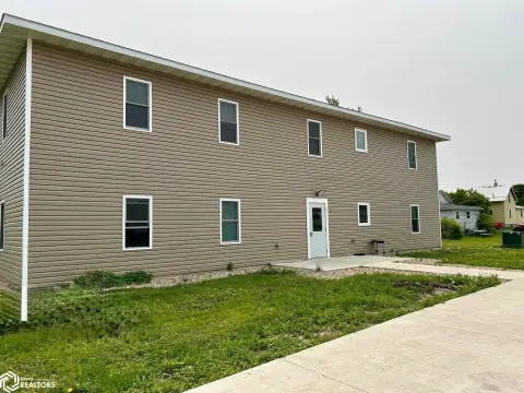 Apartment Building with Separate Utilities