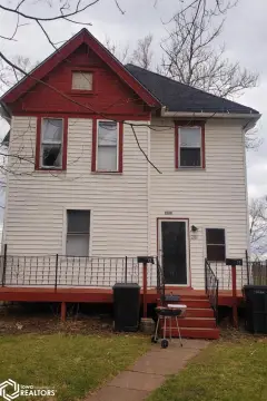 Ottumwa Duplex: Investment Opportunity