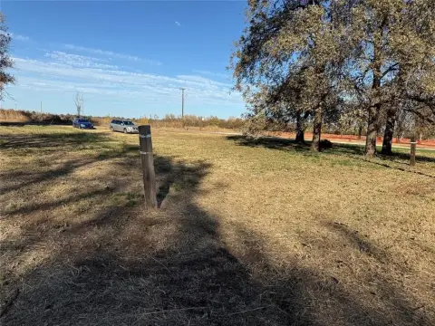 Guthrie Land: Double Lot Opportunity