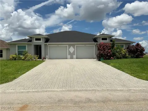 Cape Coral Duplex: Built 2020