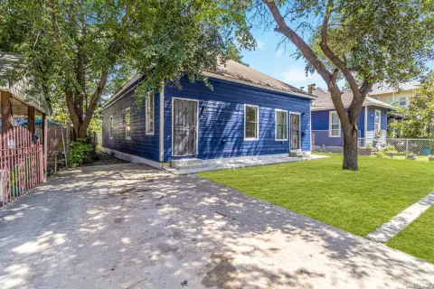 Refreshed Duplex with Large Yard