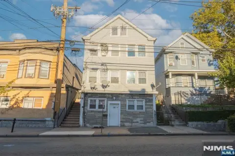 11-Bedroom Triplex