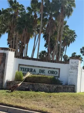 Residential Lot in Tierra Santa