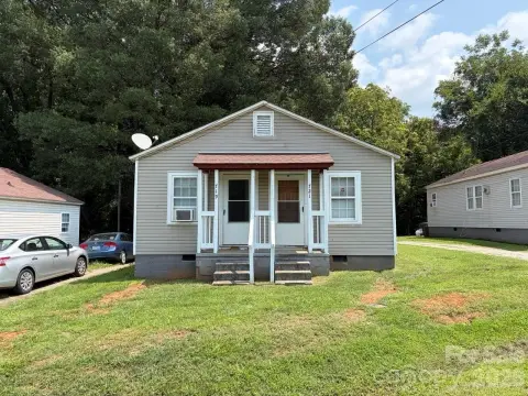 Duplex with Driveway Parking