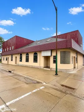 Restaurant Building with Banquet Rooms