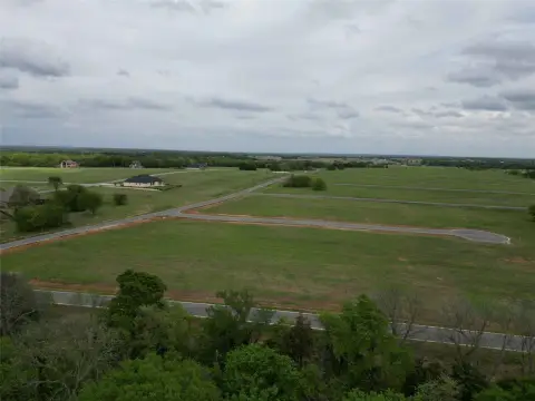 Vacant Lakefront Resort Lot