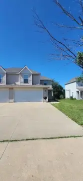Updated Half Duplex with Garage