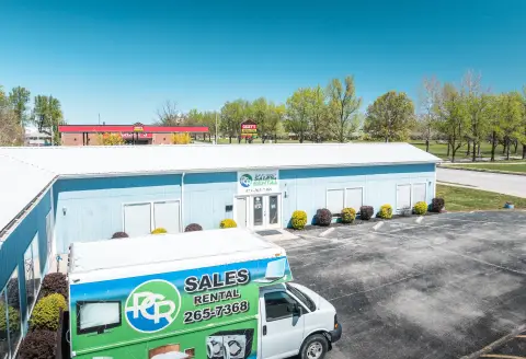 Retail Building in St. James
