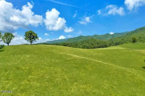 Fenced Rolling Pasture Acreage