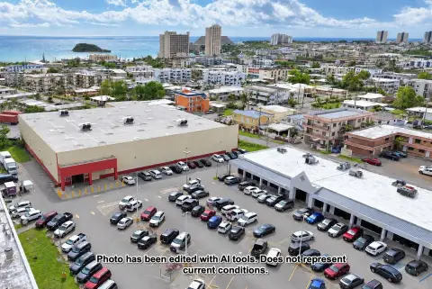 High-Cube Retail Space