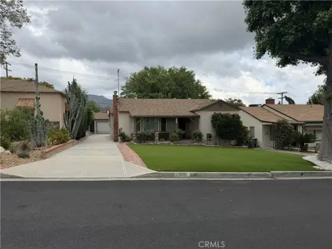 Burbank Residence with Income Potential