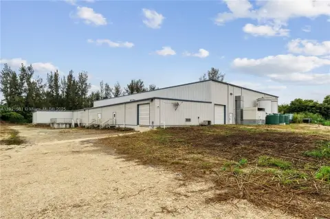 Homestead Industrial Building on Acreage