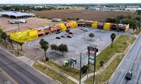 San Juan Retail Space Available