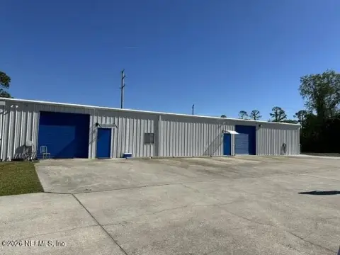 Warehouse with Buildable Land