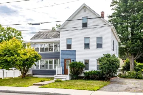 Duplex With Separate Utilities