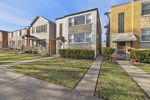 Renovated Chicago Multi-Unit Property