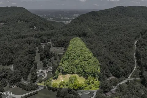 Unrestricted Land with Flat Build Site