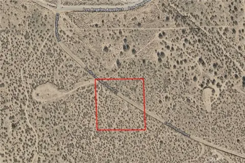 Rosamond Land Near Pacific Crest Trail