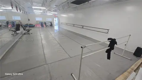 Retail Space with Customer Parking