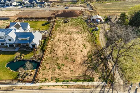 Flat Residential Lot with Casita Use