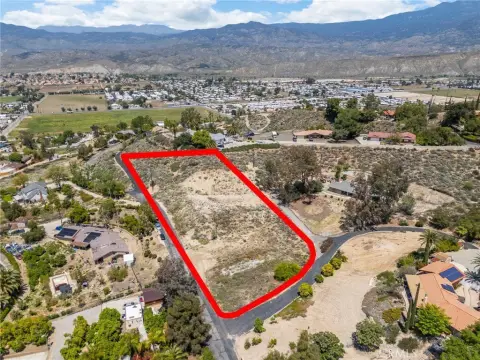 Spacious Hemet Land with Views
