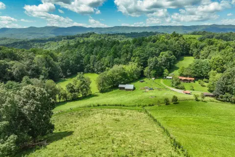 Unrestricted Horse Farm Land with Barn