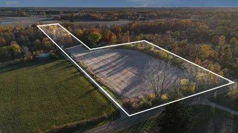 6.1 Acres in Eau Claire