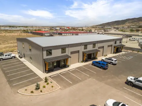 Flex Warehouse for Lease