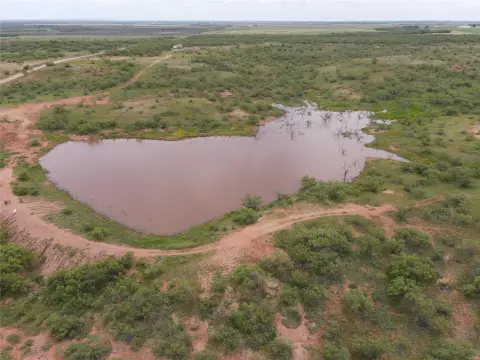 High-Fenced Hunting and Recreation Ranch