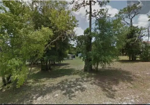 Residential Land in Inverness, FL