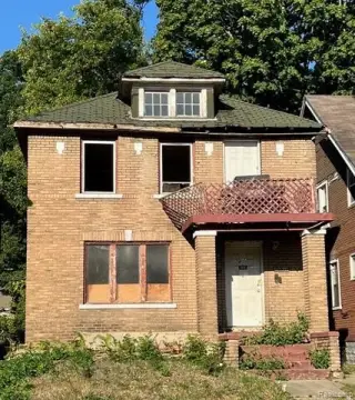 Detroit Duplex Near Amenities