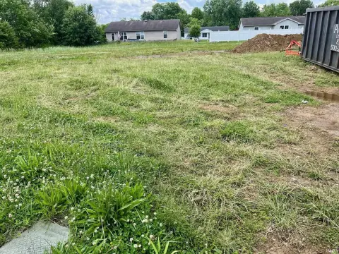 Residential Lot in McCutchanville