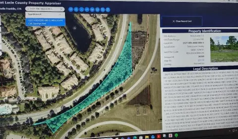 Commercial Land with Public Utilities