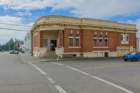 Historic Brick Specialty Property