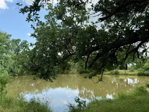 Recreational Land with Creek Crossings