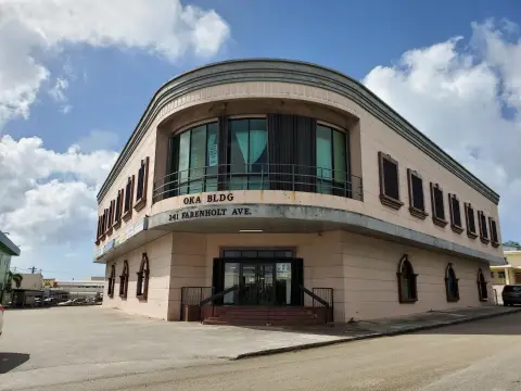 Office Unit with Atrium Access