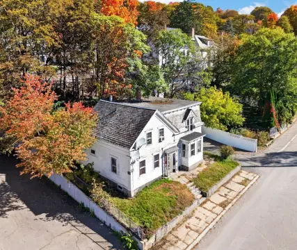 2-Unit Duplex with Hardwood Floors