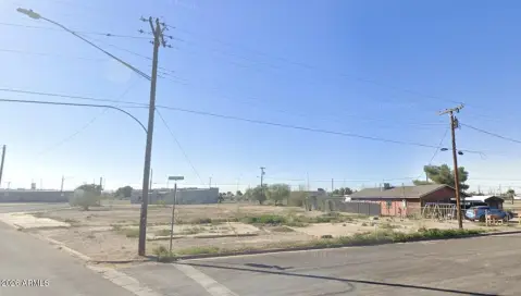 Land in Growing Eloy, Arizona