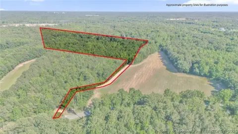Large Acreage Homesite in Subdivision