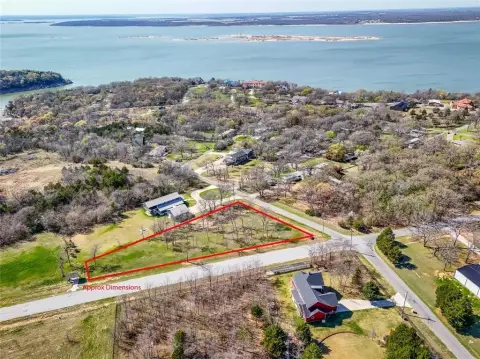 Corner Lot Near Lake Texoma