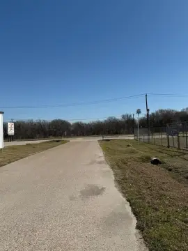 Industrial Space with Office - Crowley