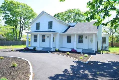 Renovated Multi-Family Property, East Marion