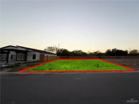 Alton, TX Fourplex-Ready Lot