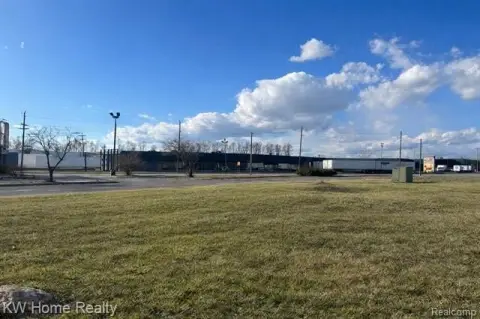 Prime Vacant Land Opportunity