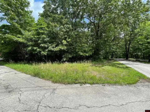 Wooded Lots in Edgewood Bay