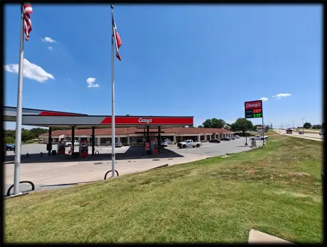 Multi-Tenant Retail Center with Anchor