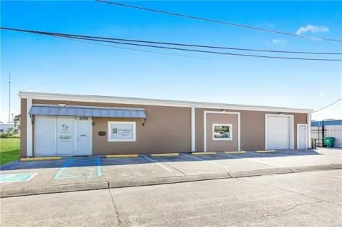 Gated Flex Space Compound