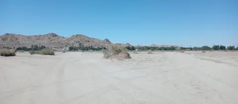Land on Palmdale Boulevard
